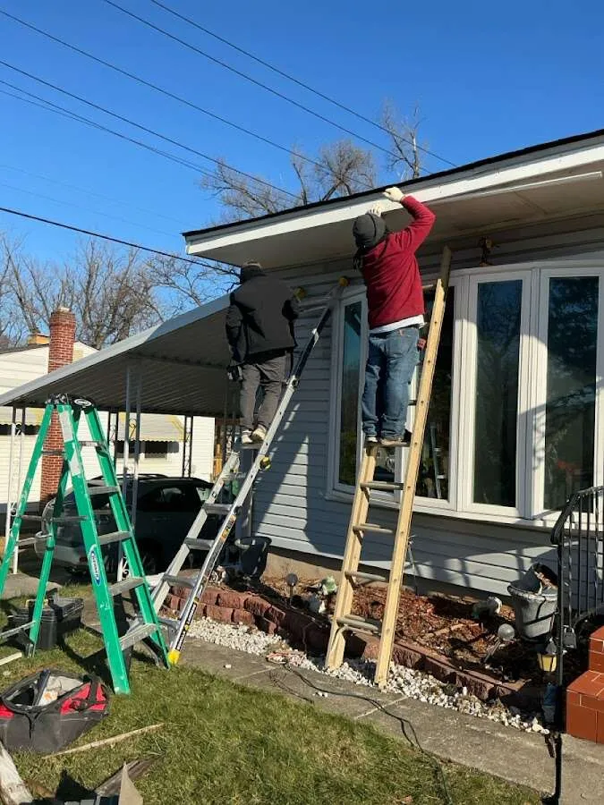 Restoration crew performing exterior repair in Fountainhead-Orchard Hills